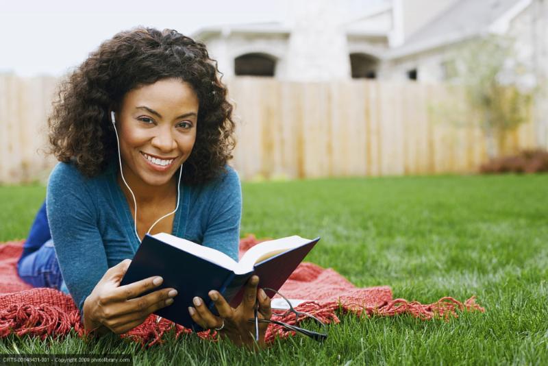 woman_reading.jpg