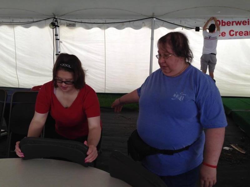 Rec & Roll helping setr up tables at Ribfest