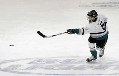 hockey-player.jpg