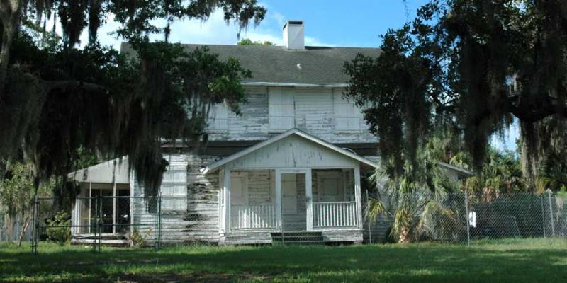 Phillippi Estate Park Farm-to-Fork Dinner & Art Sale�� � Four-Course Chef Paul Mattison Wine Dinner� � November 15 from 4:30pm�in Sarasota, Florida