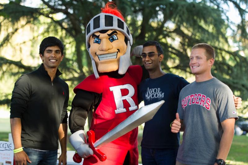 Scarlet Knight at Community Day