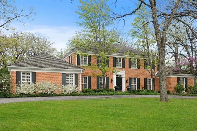 535 Meadowood Drive