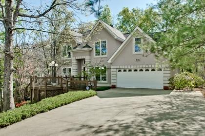 501 Viewpointe Court