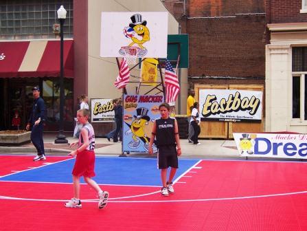 2010 Macker