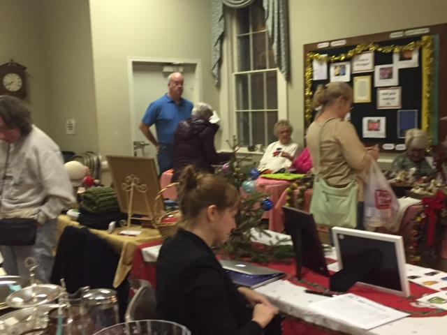 bw uu holly day fair