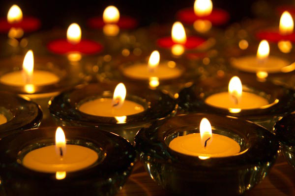 Taize candles