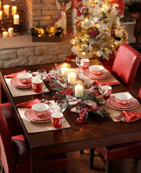 Holiday table decor