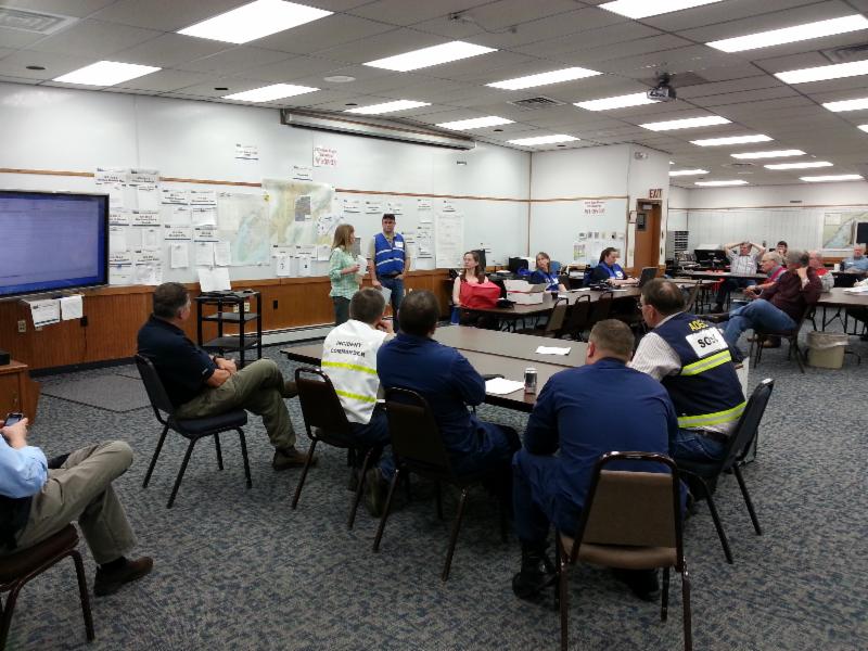 Participants evaluate the exercise.