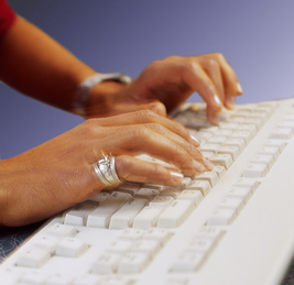 lady-keyboard-hands.jpg
