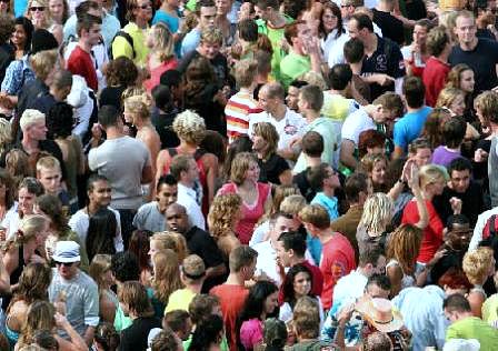 A large crowd