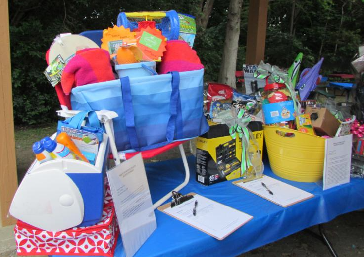 2015 Beach Party Class Basket 