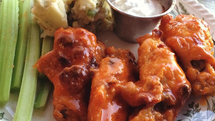 Baked buffalo wings
