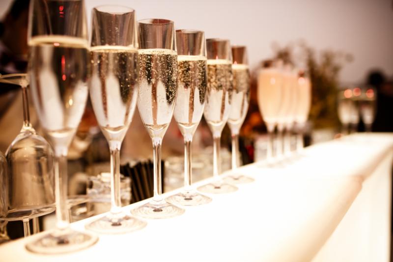 champagne_array_wine.jpg
