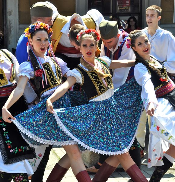 Serbian Dancers
