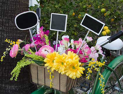 GA425 basket, Flowers- S831, S57, S600, S323, S268 Chalk sticks-CK490
