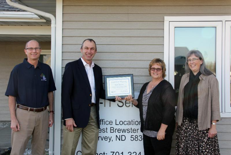 Hage receives award.