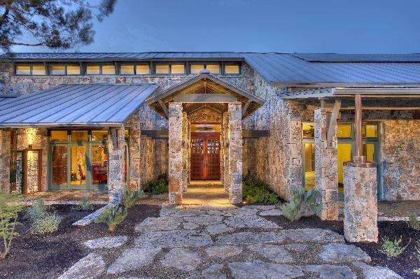 fr night exterior