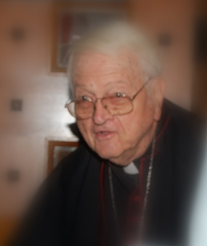 Canon Grant Carey