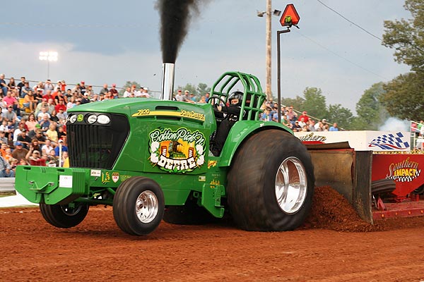 Championship Truck and Tractor Pull Tanner