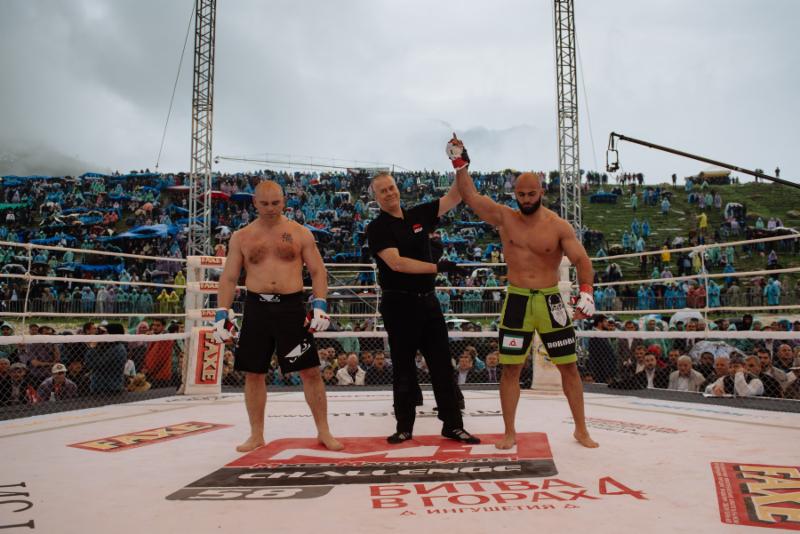 9b39f7a9 fcb5 4878 902f 33ef841b3e3e