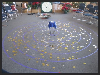 THECOSMOSINLABYRINTH