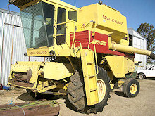 RECEIVED FOR WRECKING (COROWA)! New Holland® TR85 Header