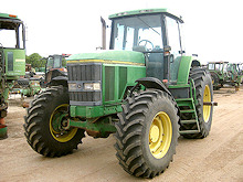 RECEIVED FOR WRECKING (COROWA)! John Deere® 7700 Tractor