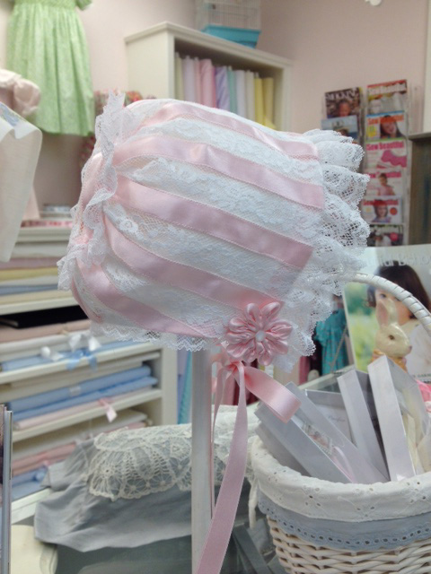ribbon bonnet