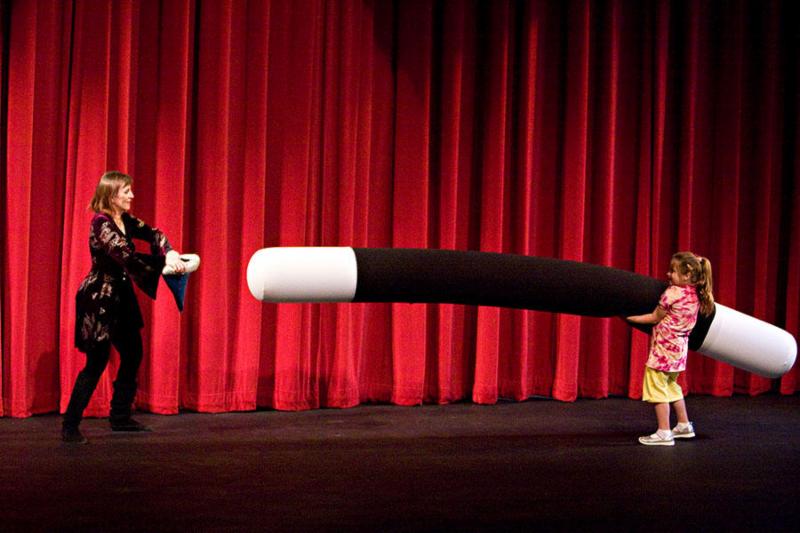 Madeline Steele Magician at Muscoot