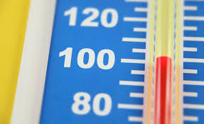 Thermometer showing 100 degree heat