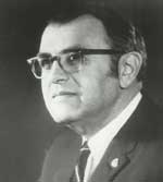 Headshot of Lewis Cenker