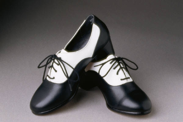 mens dance shoes