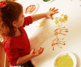 child-finger-painting.jpg