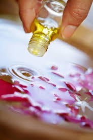 oil droping on water