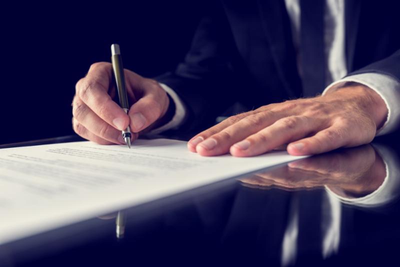 signing_documents.jpg