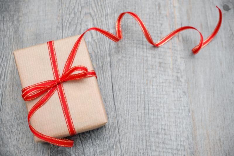 gift_box_red.jpg