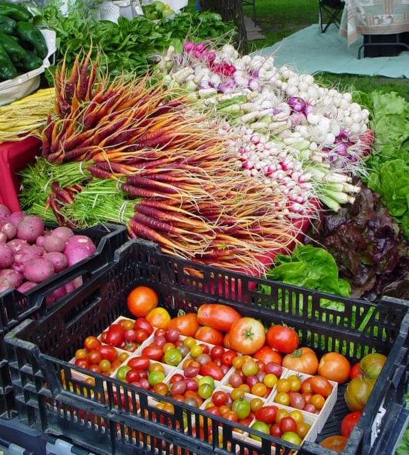 vegetable marketing carrot tomato radish summer