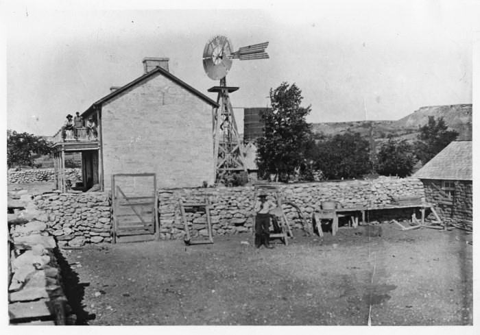 Hank Smith's Rock House, Blanco Canyon