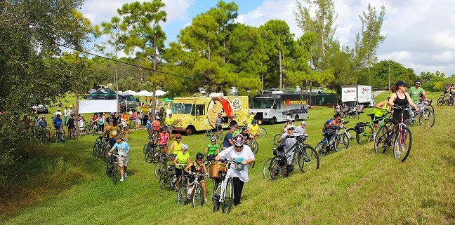 bicicleta y barbecue
