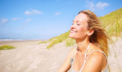 sunny-beach-girl.jpg