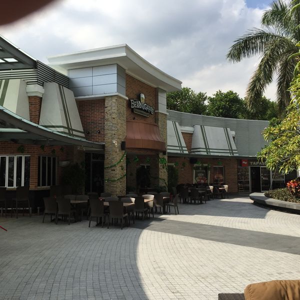 Legendary Restaurant Brands Signs Multi-Location Agreement to Expand In Central and South America