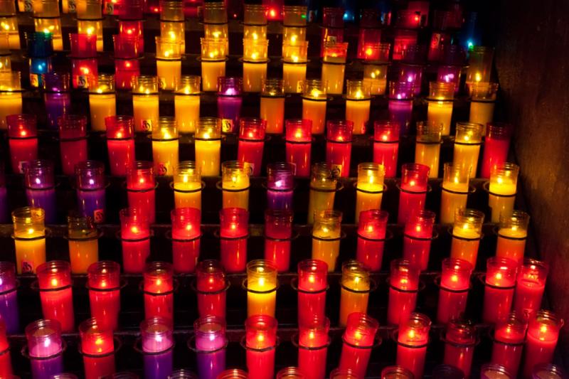 church_candles_red_yellow.jpg