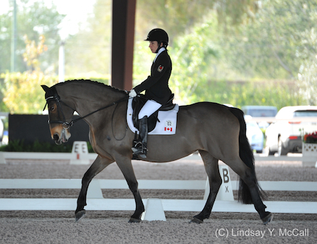 Robyn Andrews and Fancianna. Photo (C) Lindsay Y. McCall