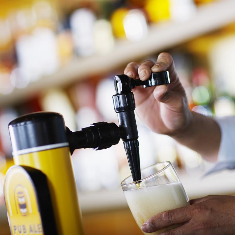 beer_pour.jpg