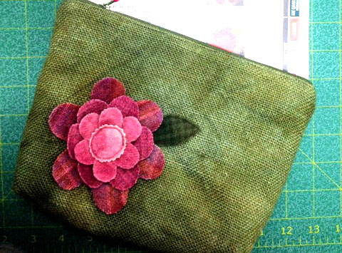 rose garden pouch 2